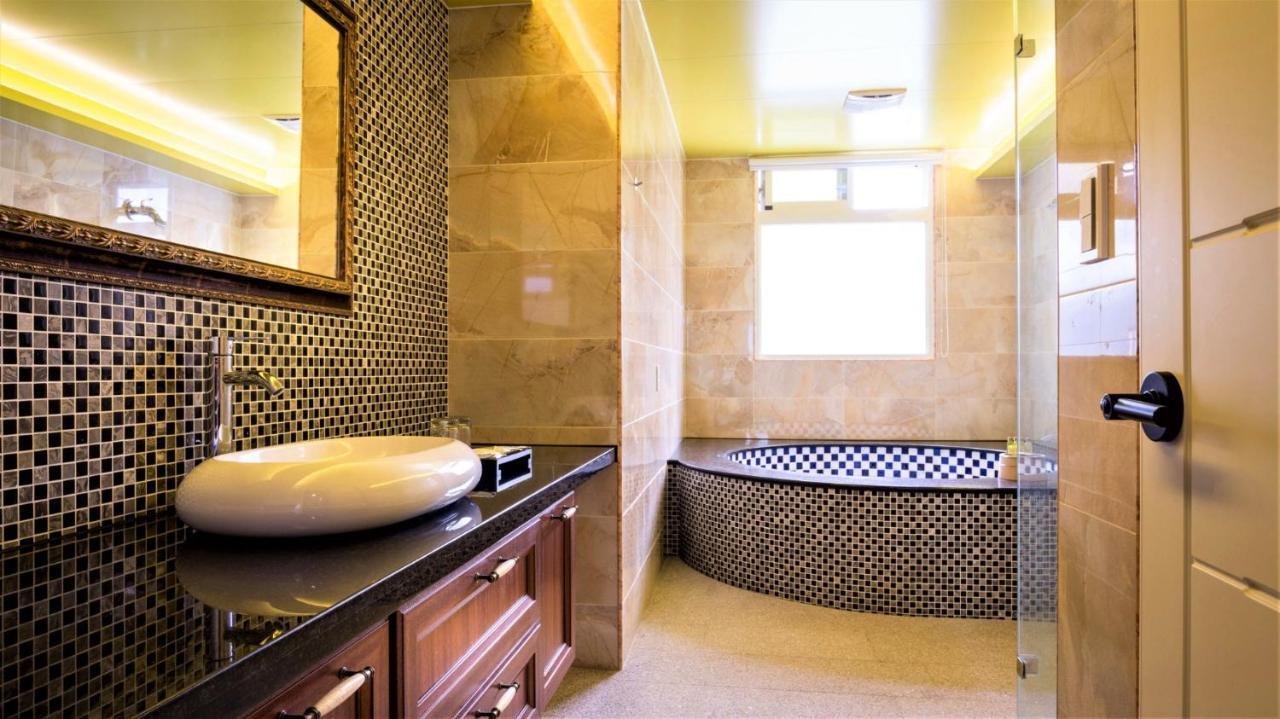 The White Paris Hotel Tiêu Khê Ngoại thất bức ảnh